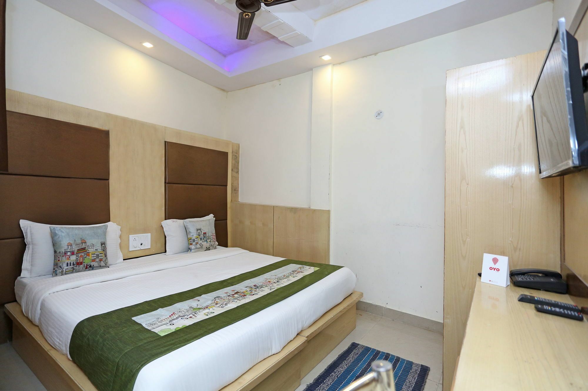 Oyo 9233 Hotel Cottage Lord Krishna Nova Deli Exterior foto